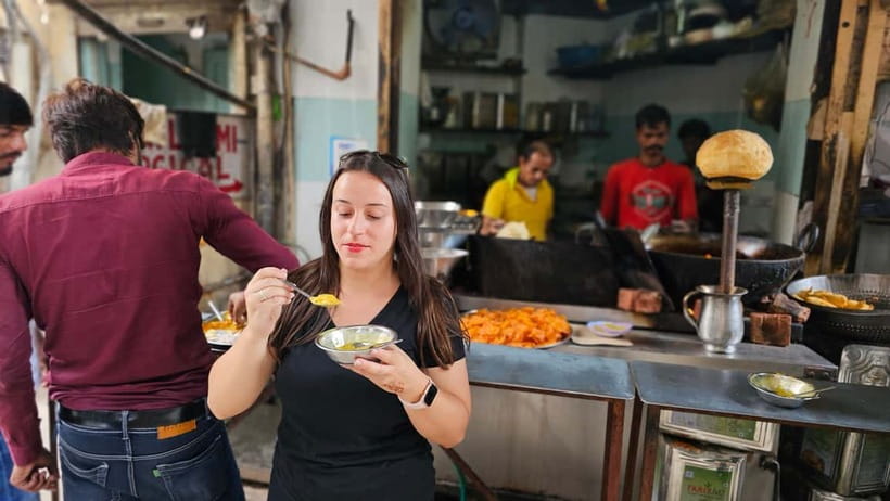 Jaipur Food Walk l Eat Just Like Locals - Starting at Raj Mandir cinema