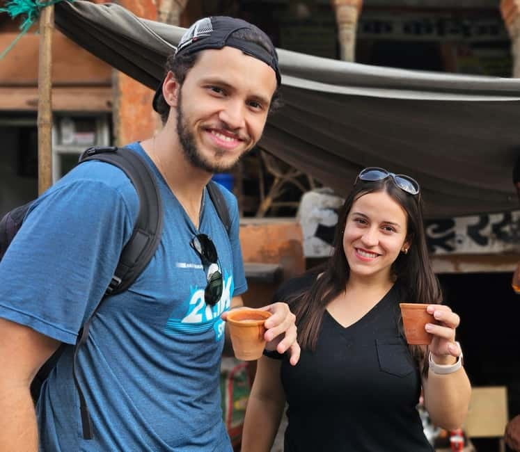 Jaipur Food Walk l Eat Just Like Locals - The savory stops: samosa, vada, chilla, and tikka