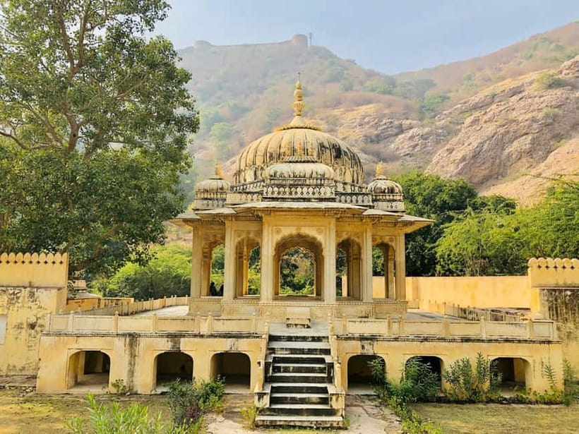 Jaipur: Full-Day City Tour with Car, Guide & Skip-the-Line - Jantar Mantar: where architecture becomes science
