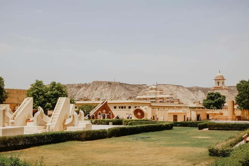 Jaipur: Full-Day City Tour with Car, Guide & Skip-the-Line - Jal Mahal: a photo stop with limited access