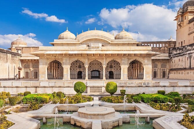 Jaipur Full Day Heritage of Pink City Tour By Tuk Tuk With Chai - City Palace and Jaipur’s royal center