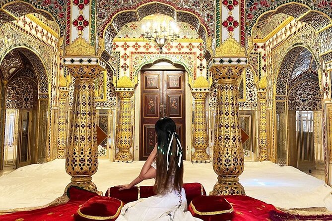 Jaipur Full-Day Heritage Tour with Guide - Amer Fort: allow two hours for Jaipur’s grand opening