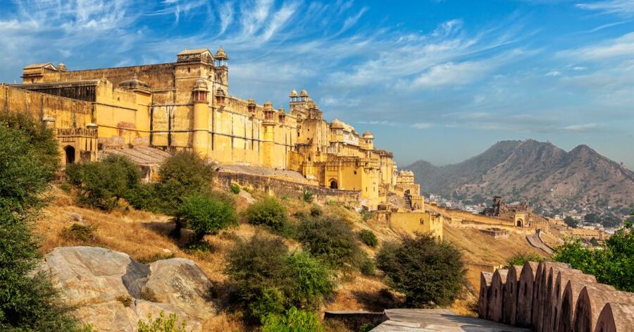 Jaipur: Full-Day Private City Tour by Car with Guide - Jantar Mantar: giant instruments with a clear purpose