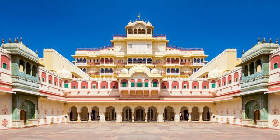 Jaipur: Full-Day Private Sightseeing Tour by Tuk Tuk - Hawa Mahal, Jaipur’s famous screened façade