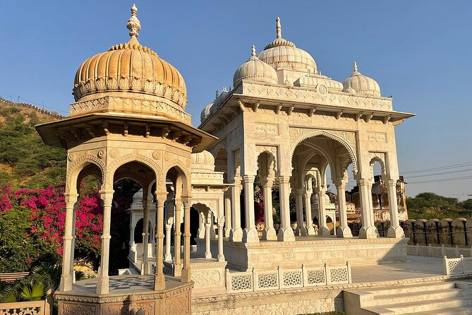 Jaipur Guided Day Trip By Car - Two Hours at the City Palace