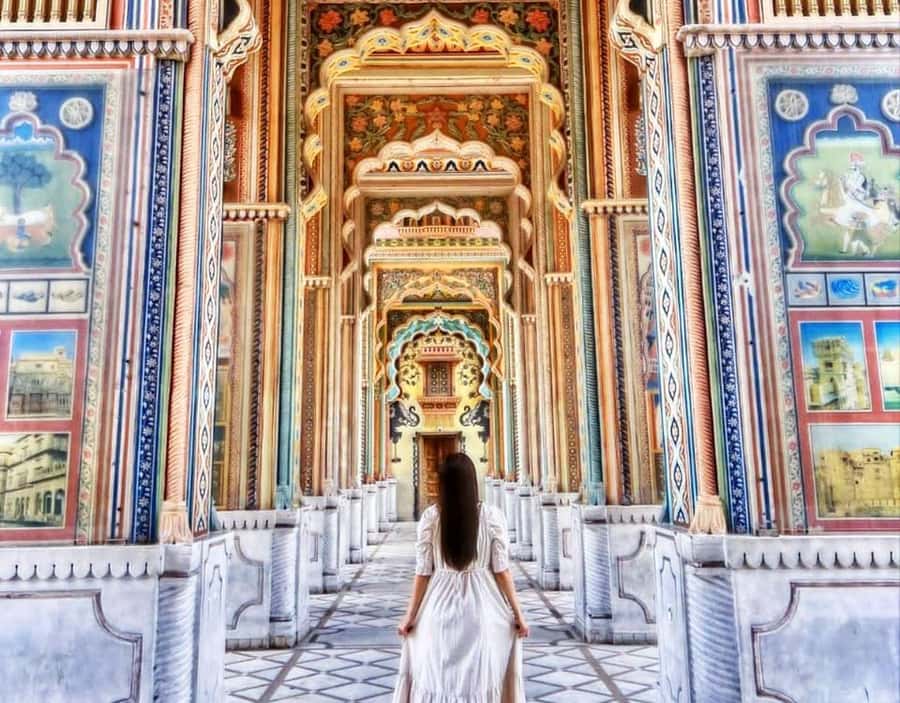 Jaipur: Half-Day or Full-Day Tour with Flower Market - Hawa Mahal and the Old Walled City