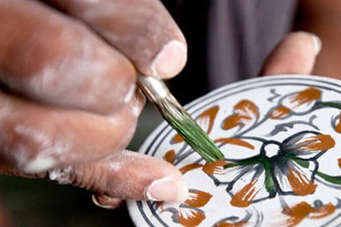 Jaipur Half-Day Shopping Tour with Hand Block Printing Class - Kuber Art N Craft and Jaipur’s painted traditions