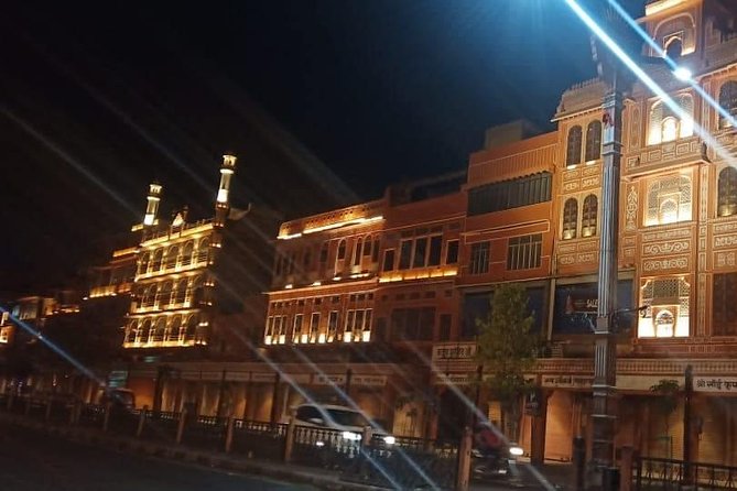 Jaipur Heritage Evening Walk - The Twilight Magic of Pink City - Tripolia Gate and the evening markets