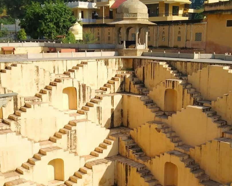 Jaipur: Instagram Tour of The Top Photography Spots - What your guide and chauffeur add
