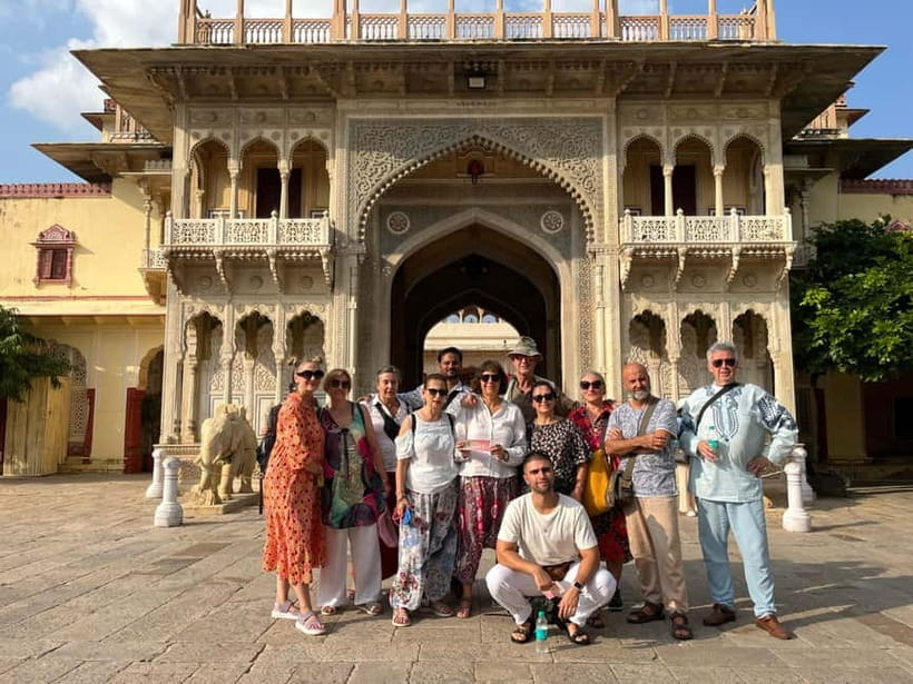 Jaipur: Jaipur & Amber Fort Full or Half-Day Guided Tour - The guide and driver partnership