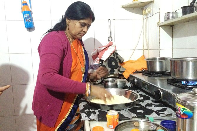 Jaipur Market Tour & Vegetarian Rajasthani Home Cooking Class - Who will enjoy this private cooking class most