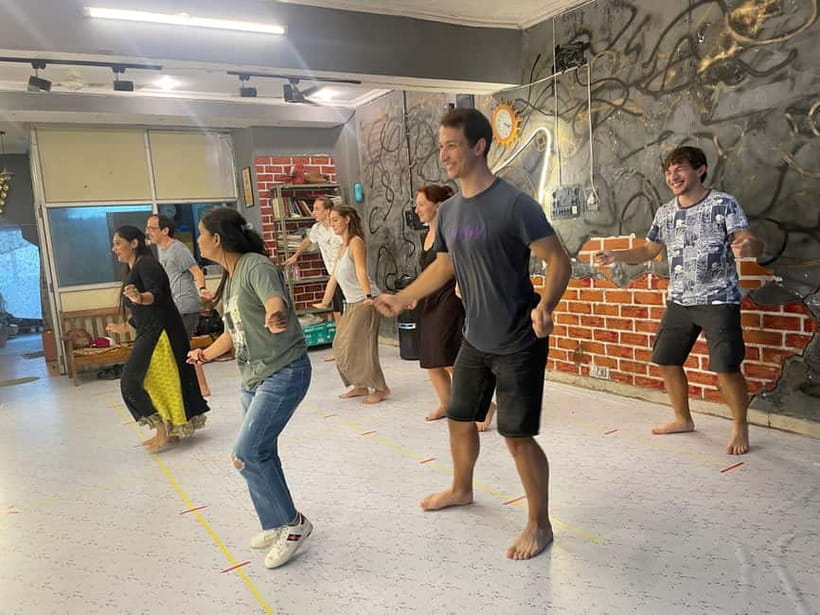 Jaipur: Namaste Bollywood l Dance like a Star - Arriving at the dance institute