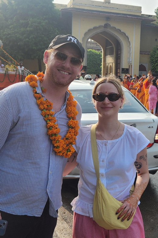 Jaipur Private City Tour with a Women-Driven E-Rickshaw Ride - Panna Meena ka Kund, a geometric stepwell