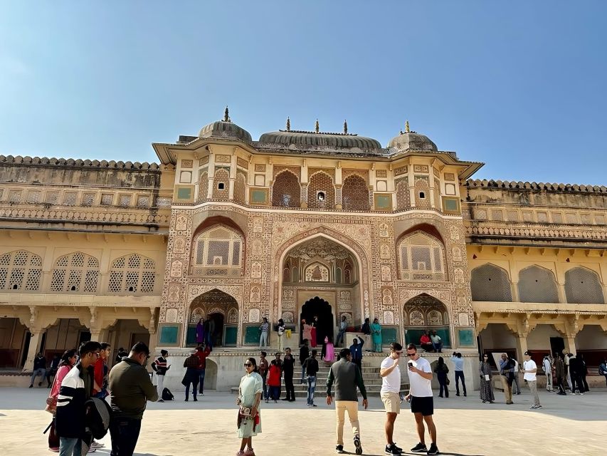 Jaipur Private City Tour with Hotel Pick-Up & Drop 4 - 8 Hrs - Panna Meena ka Kund, a geometric stepwell