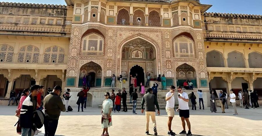 Jaipur Private City Tour with Hotel Pick-Up & Drop 4 - 8 Hrs - City Palace and the royal center