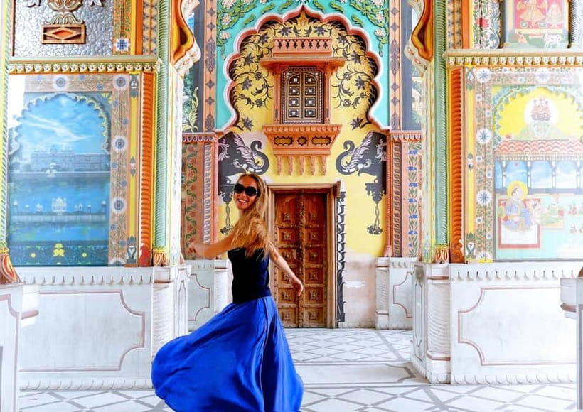 Jaipur: Private Full Day City Sightseeing Tour with Guide - Hawa Mahal: Jaipur’s famous first glimpse