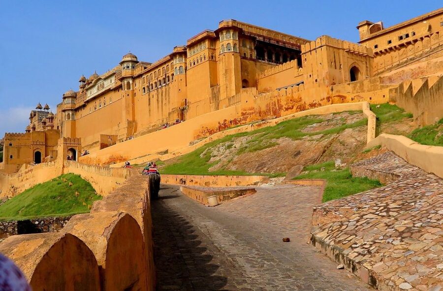 Jaipur: Private Full-Day City Tour by Tuk-Tuk or Car - Hawa Mahal: Jaipur’s famous pink facade