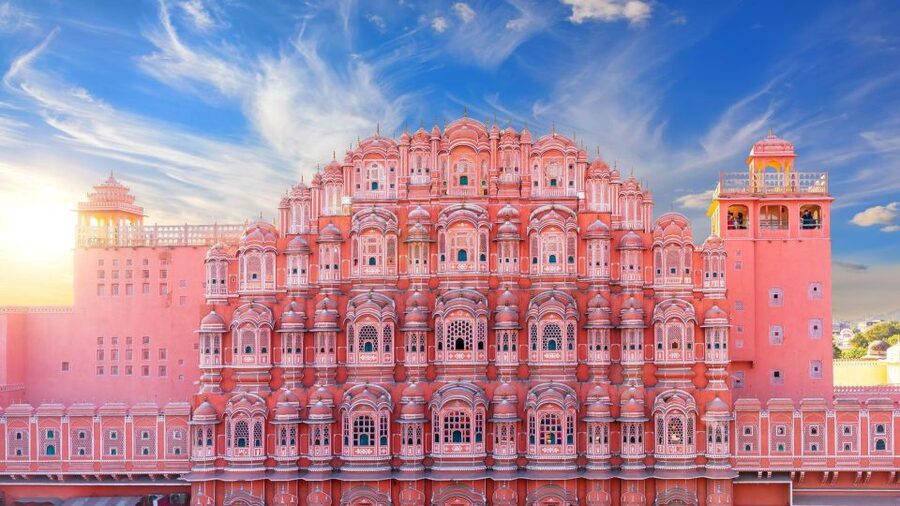 Jaipur: Private Full Day Sightseeing Tour By Car with Guide - Key details that shape the day
