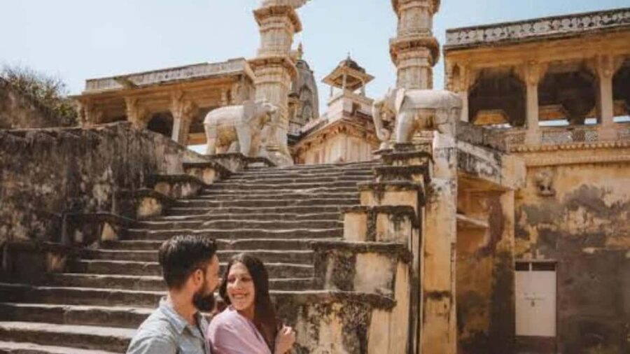 Jaipur: Private Guided Half Day & Full Day Tour in Jaipur - Jagat Shiromani Temple and a calmer pause