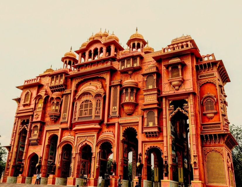 Jaipur: Private Sightseeing Day Tour with Guide by Car - Why a private car matters in Jaipur
