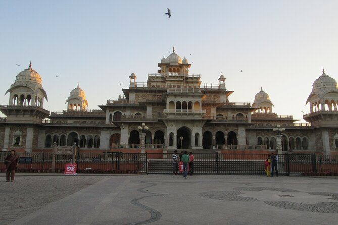 Jaipur Private Sightseeing Full Day Tour By Car and TukTuk - City Palace: allow the full two hours