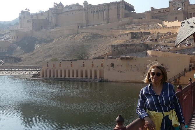 Jaipur Private Tuk Tuk Tour – Full-Day jaipur City Sightseeing - Hawa Mahal: the famous facade and its small windows