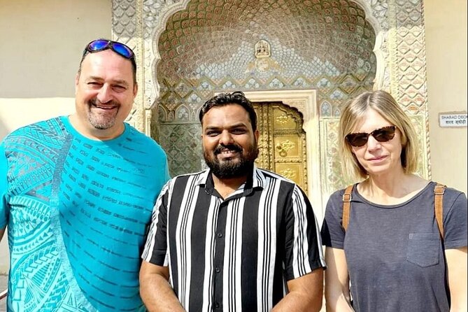 Jaipur Rickshaw Tour Jantar Mantar City Palace - Why a private vehicle helps in Jaipur