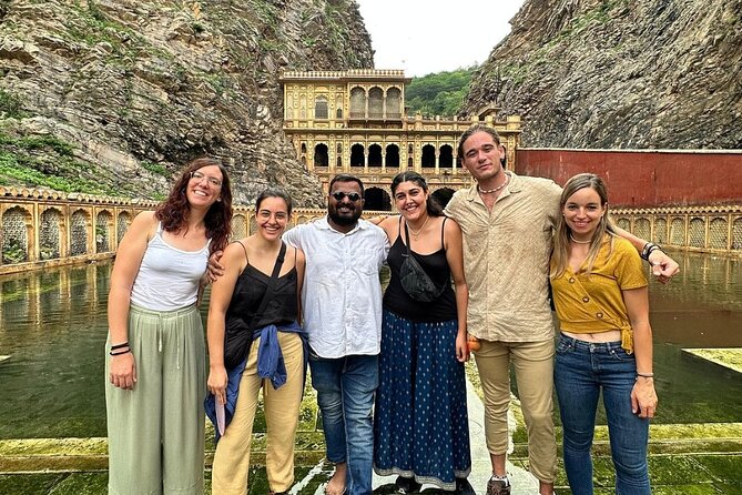 Jaipur Rickshaw Tour Jantar Mantar City Palace - Timing, language, and the right pace