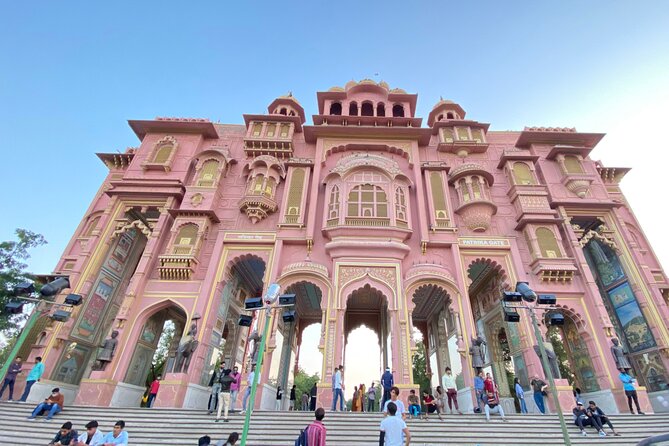Jaipur: Shopping Tour with Blue Poetry & Printing Workshop & Rugs - Block printing turns shopping into a craft lesson