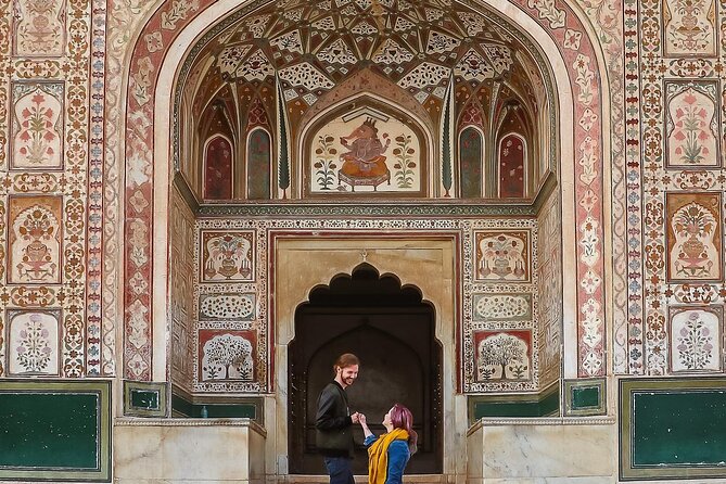 Jaipur Sightseeing - Bapu Bazar and the Built-In Lunch Window