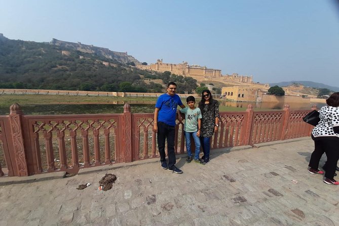 Jaipur Sightseeing by Sedan Car - Going beyond central Jaipur