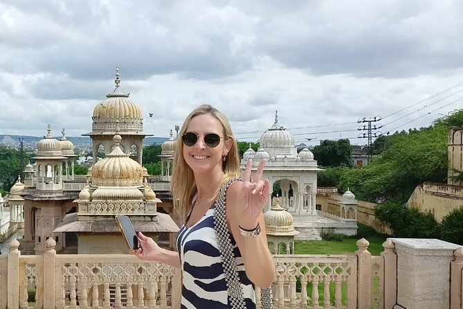Jaipur Sunrise Tour with Morning Flower Market Walk - Jaipur’s Flower Market At Work