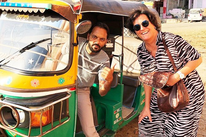 Jaipur Tour by Tuk-Tuk or Car with Flower Market - Starting with samosa and lassi