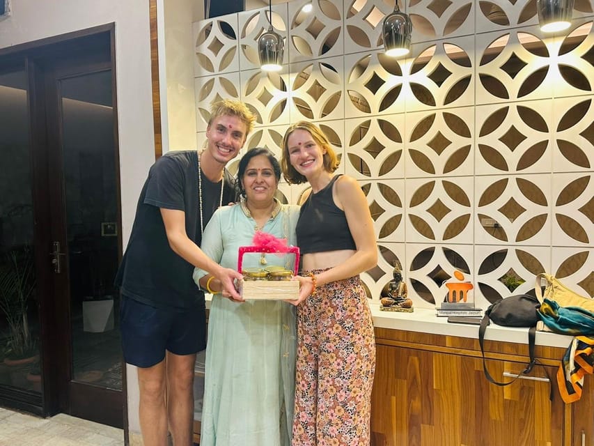Jaipur: Traditional cooking class and storytelling session - Sharing a relaxed home-style dinner