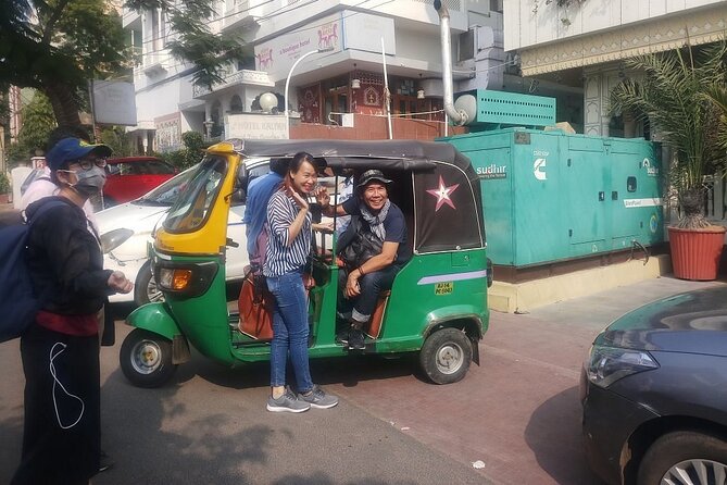 Jaipur Tuk-Tuk Sightseeing Tour - Jaipur by tuk-tuk, with the city close at hand