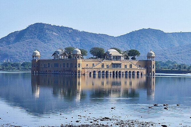 Jaipur Tuk Tuk Sightseeing Tour with Monkey Temple Sunset View - Jal Mahal is a brief lakeside photo stop