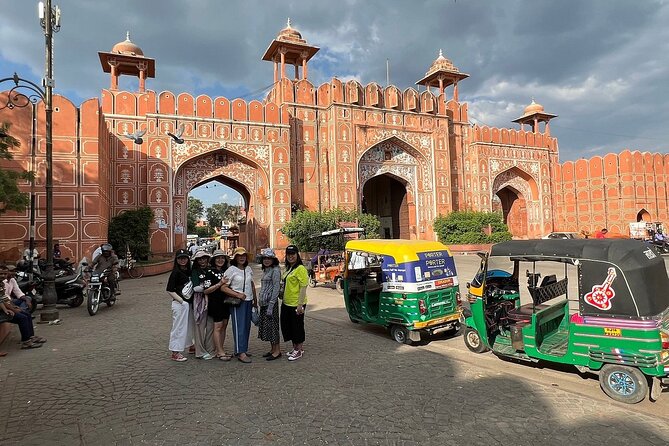 Jaipur Tuk-Tuk Sightseeing Tour - Jantar Mantar: giant instruments built from geometry