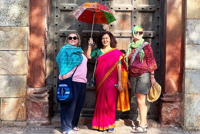 Jaipur Women Crafts and Shopping Tour - Stop one: Jaipur block printing in 30 minutes