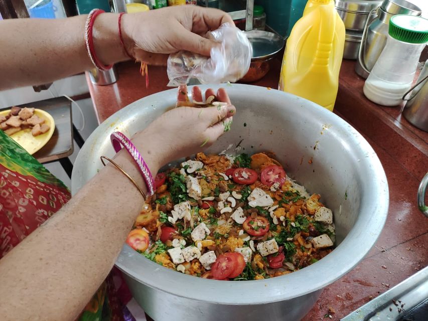 Jodhpur 9 Dishes Cooking Class Experience pickup and drop - A warm look at family life in Jodhpur