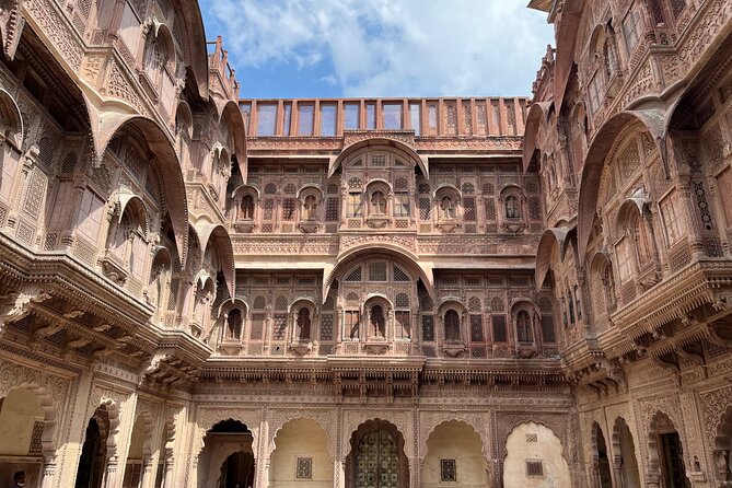 Jodhpur Blue City with Mehrangard Fort Hotel Pickup and Drop - Toorji Ka Jhalra, Jodhpur’s clever waterworks