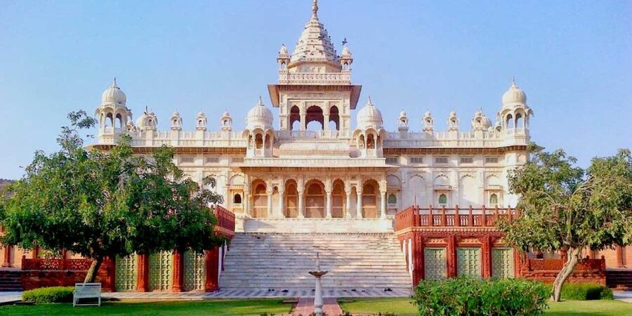 Jodhpur: City Tour by Three-Wheeler Tuk Tuk - Six hours across Jodhpur by private tuk tuk