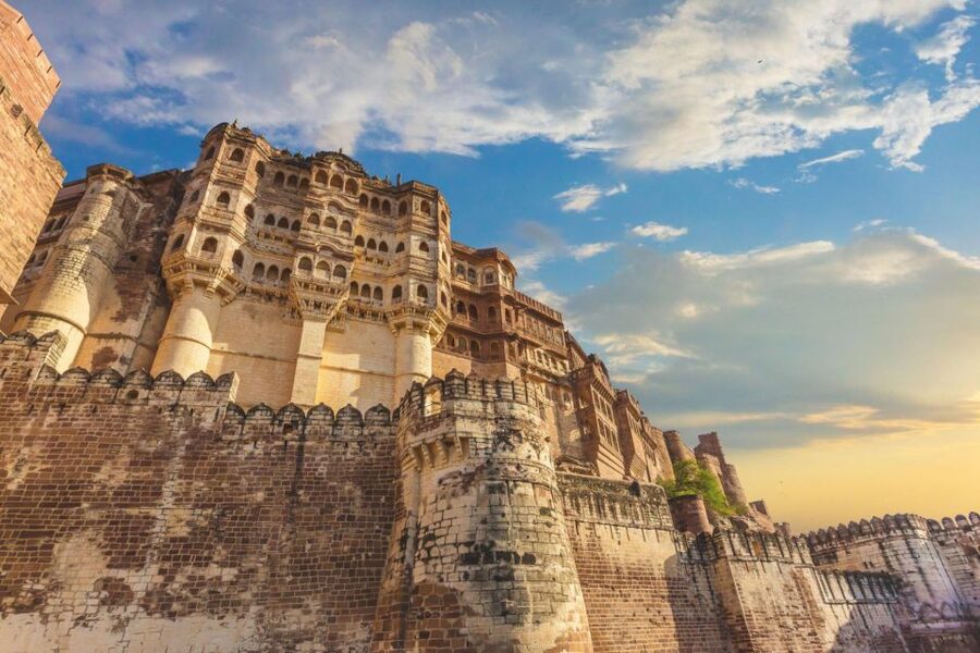 Jodhpur: Private Mehrangarh Fort and Blue City Day Tour - Starting with Mehrangarh Fort and its big city views