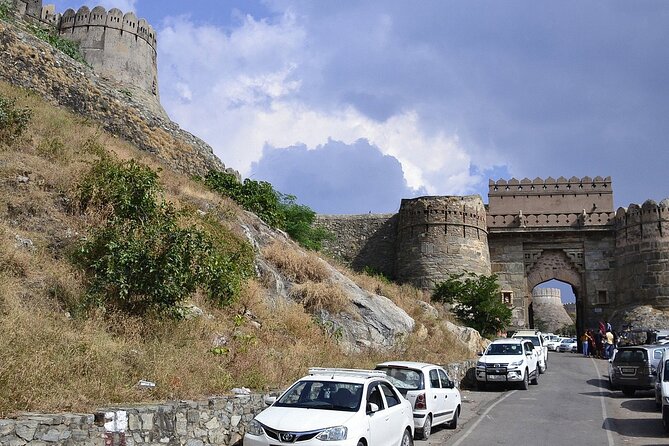 Jodhpur to Udaipur Drop with Stops at Ranakpur and Kumbhalgarh - What you pay, and what you still need to budget