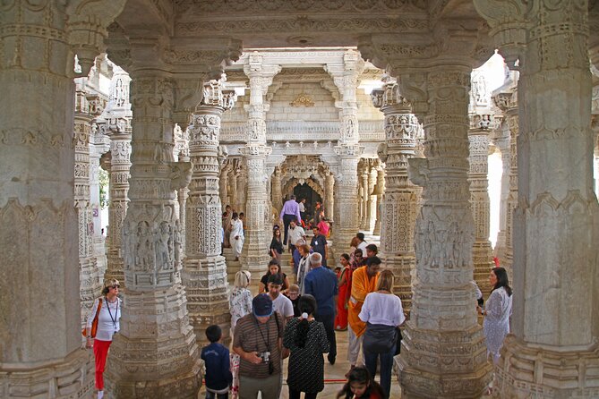 Jodhpur to Udaipur via Ranakpur Jain Temple & Kumbhalgarh Fort - Ranakpur Jain Temple and its marble details
