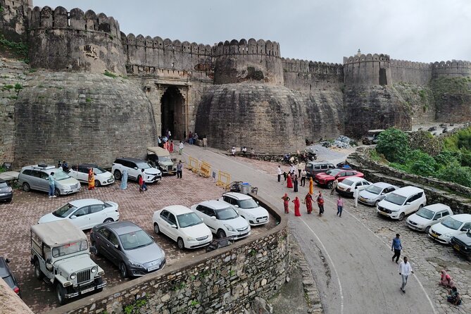 Jodhpur to Udaipur via Ranakpur Jain Temple & Kumbhalgarh Fort - Who will get the most from this day