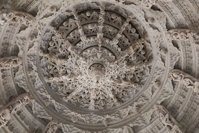 Jodhpur to Udaipur via Ranakpur Jain Temple & Kumbhalgarh Fort - Leaving Jodhpur in a private air-conditioned car