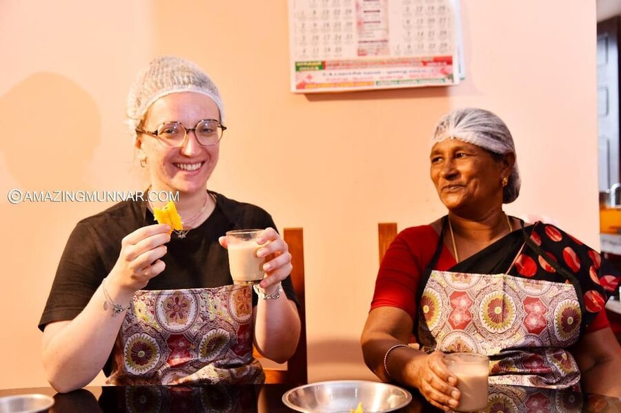 Kerala Traditional village cooking class (Munnar) - Begin with banana snacks and masala chai