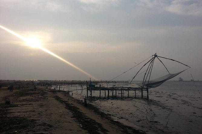 Kochi City Tour - Dutch Cemetery, St. Francis Church, and Santa Cruz Basilica
