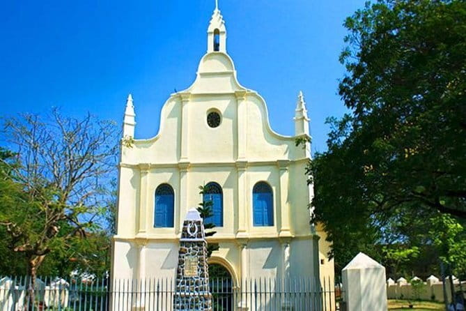 Kochi Exclusive Local Sightseeing Tuk-Tuk Tour - Dhoby Khana and Bastion Bungalow