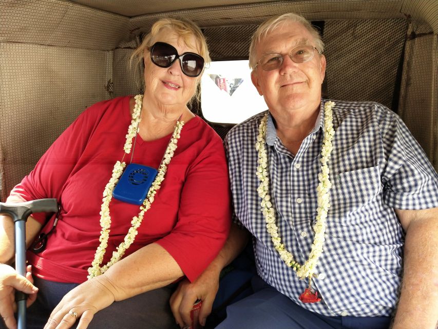 Kochi: Private Tuk-Tuk City Tour with Hotel Pickup - Dutch Cemetery and Mattancherry Palace